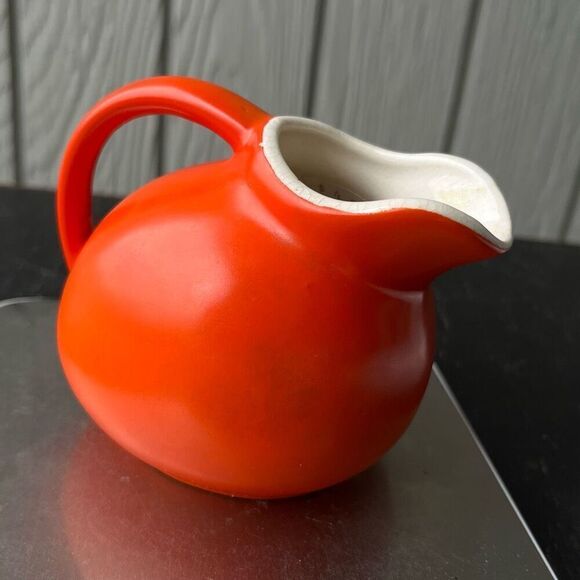 Vintage 1930s 5" Hall Ceramic Ball Creamer Pitcher Red Glaze Marked USA - Picture 10 of 14